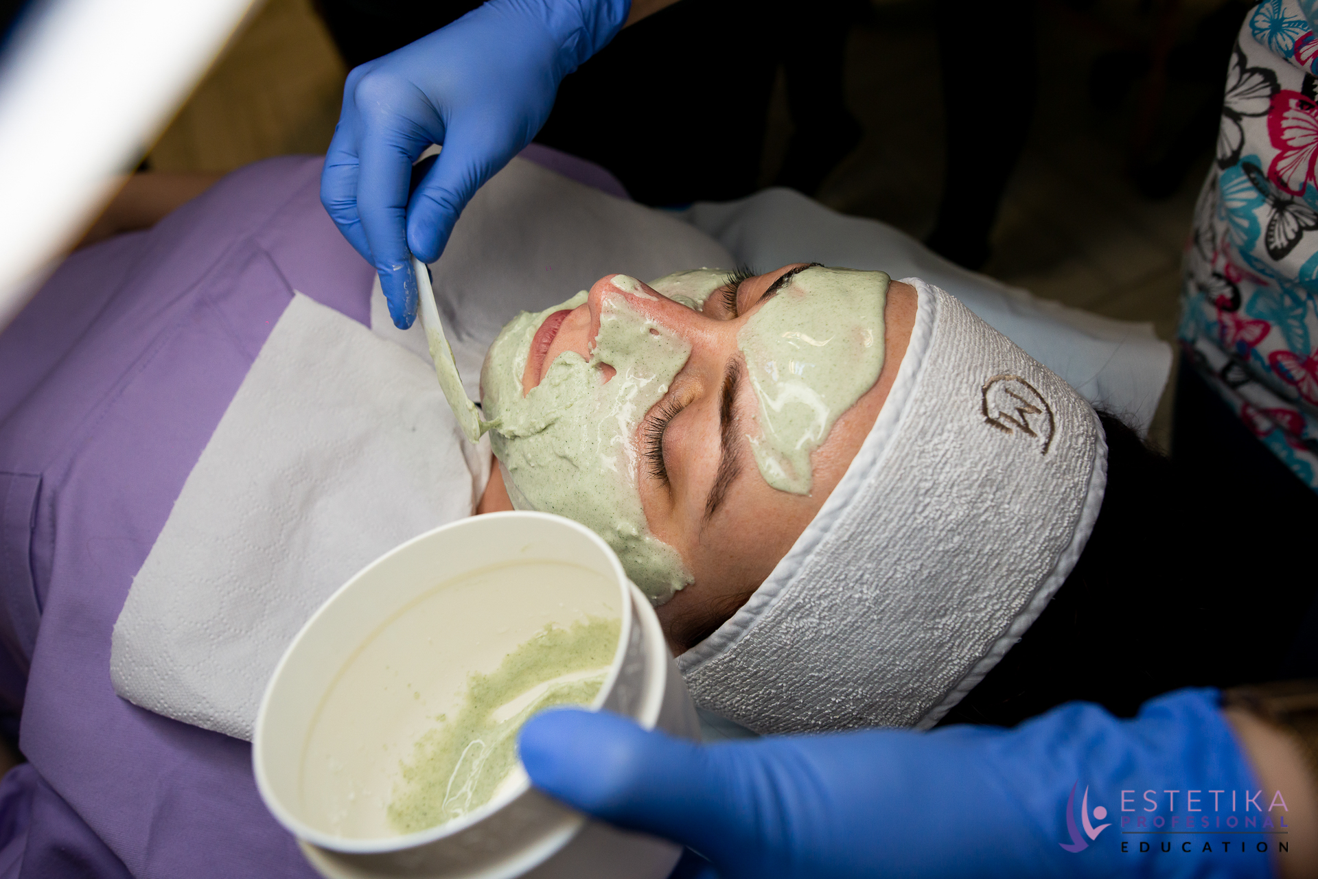 Curs Cosmetica  Cod COR 514201